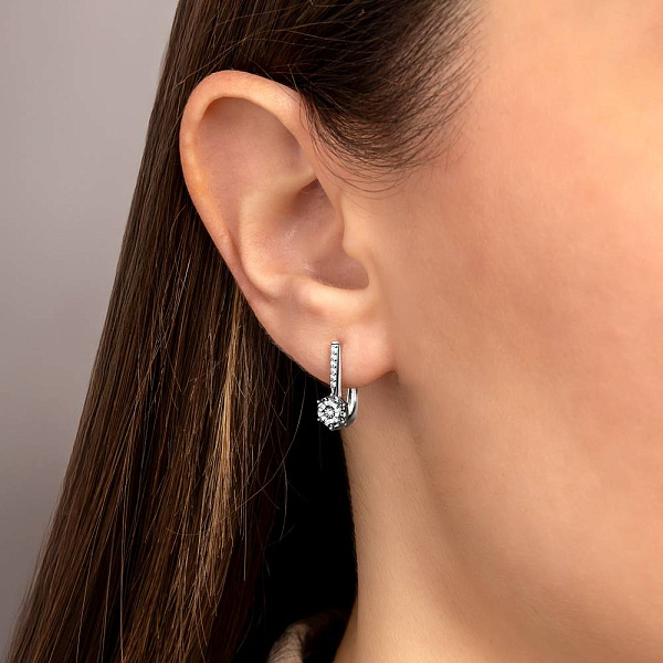 Серьги из белого золота с бриллиантами (арт. С011728010б) – изображение 2