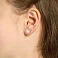 Золотые серьги-пусеты с узором (арт. 109227) – изображение 2